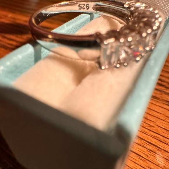 Vintage sterling silver engagement ring signed 925 DQ CZ / Size 6 - Picture 5 of 8